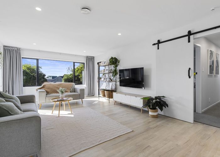  at 4 Robyn Place, Dinsdale, Hamilton