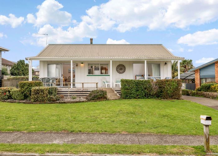 Free property data for 4 Stella Drive, Clarks Beach homes.co.nz