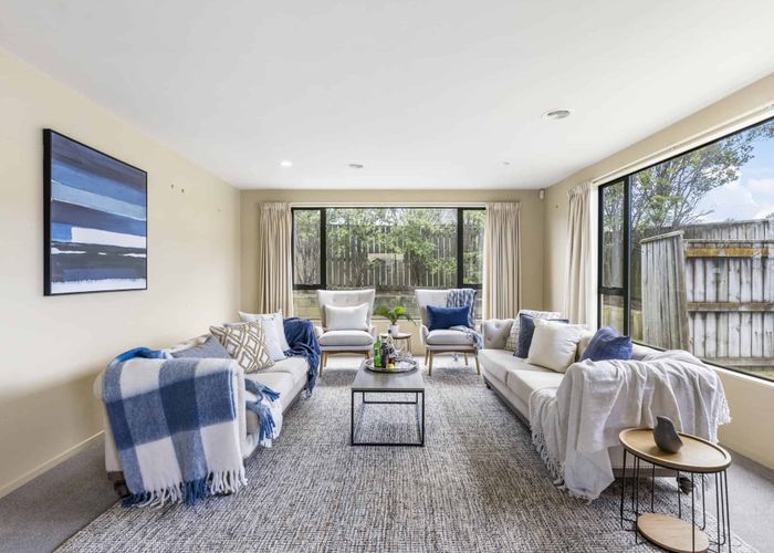  at 16 Greenstone Place, Aotea, Porirua