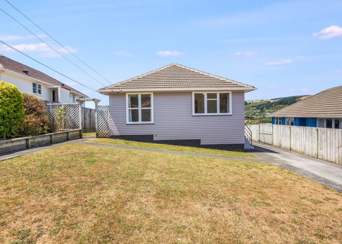  at 23 Turkington Street, Tawa, Wellington