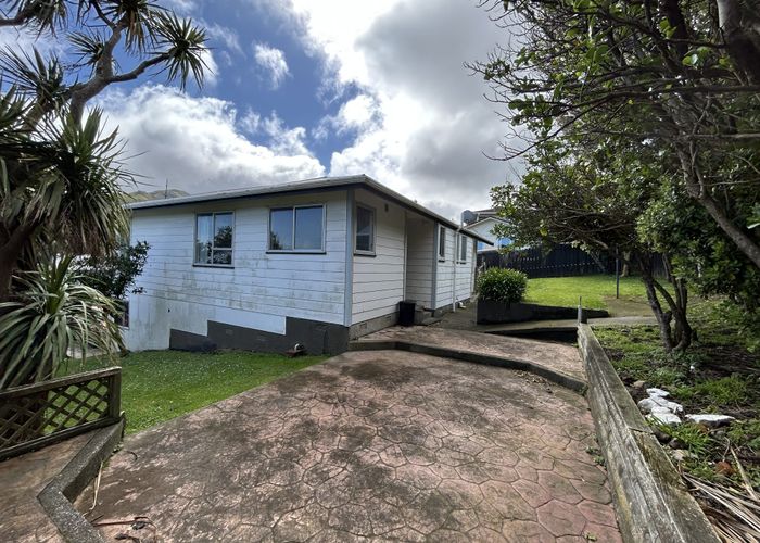  at 14 Frobisher St, Island Bay, Wellington, Wellington