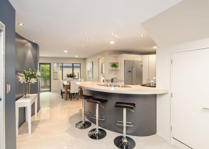  at 90 Jeffreys Road, Fendalton, Christchurch City, Canterbury