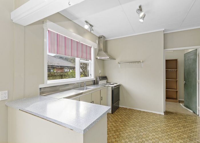  at 7 Montague Street, Alicetown, Lower Hutt, Wellington