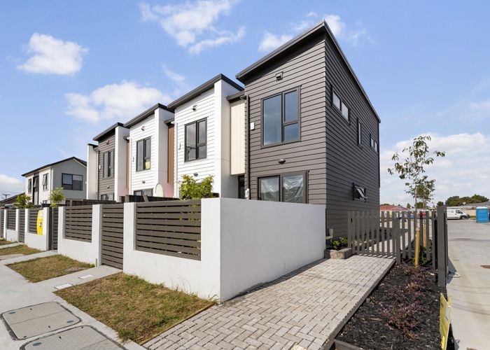  at Lot 34/17-23 Von Sturmer Street, Mangere East, Manukau City, Auckland