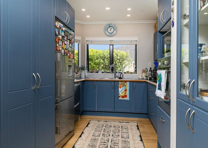  at 11/102 Greenhithe Road, Greenhithe, Auckland