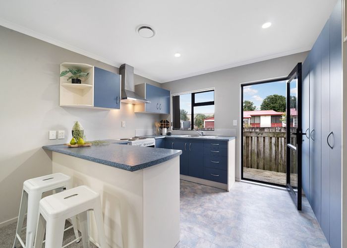  at 32D Gifford Road, Papatoetoe, Auckland