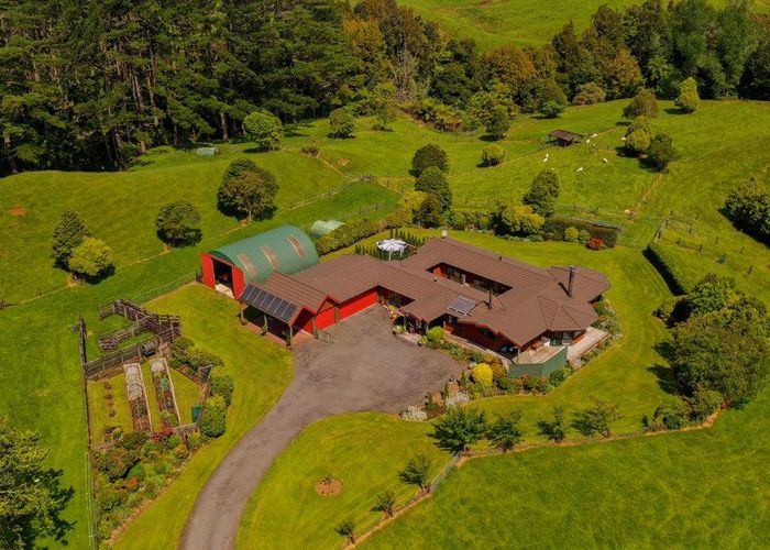  at 66 Parrs Road, Hurworth, New Plymouth
