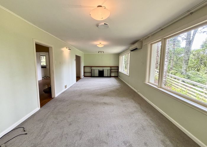  at 12 Manuka Road, Titirangi, Waitakere City, Auckland