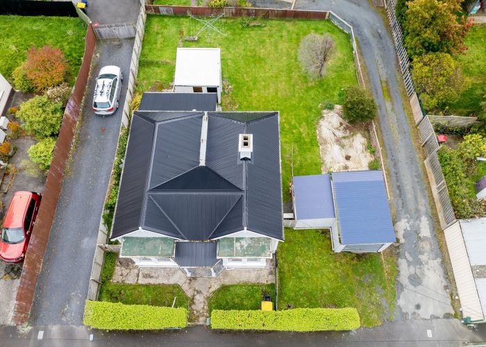  at 8 Durham Street, Mornington, Dunedin