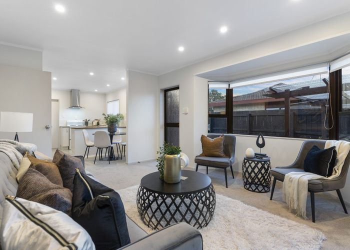  at 4/30 Rutland Road, Mount Wellington, Auckland