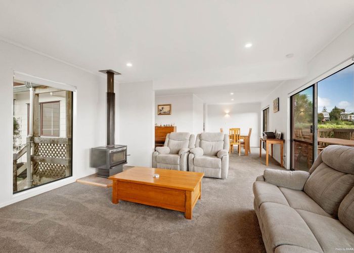  at 12 Emery Grove, Bayview, Auckland