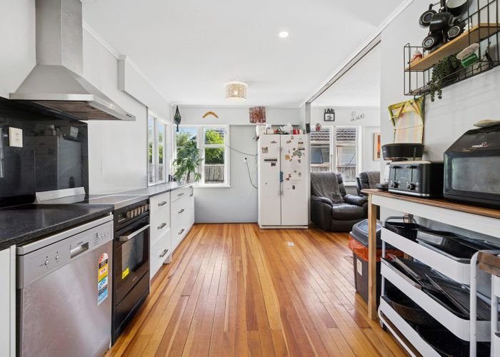  at 203 Wellington Road, Wainuiomata, Lower Hutt, Wellington