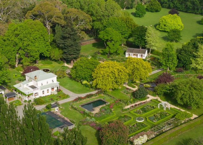  at 914 Napier Road, Whakarongo, Palmerston North, Manawatu / Whanganui