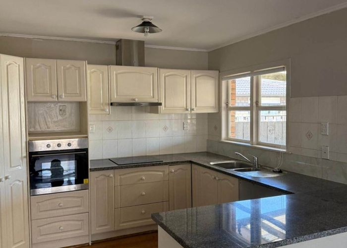  at 10 Martin Road, Manurewa, Manukau City, Auckland