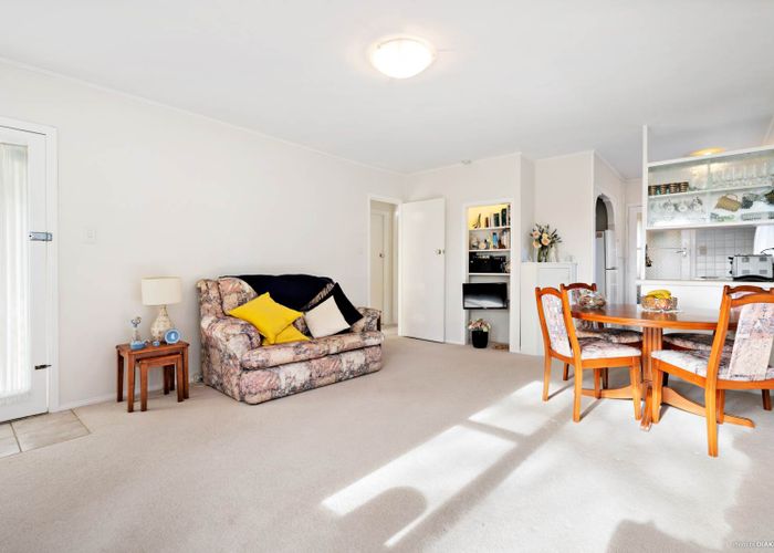  at 16B Pegler Drive, Howick, Auckland