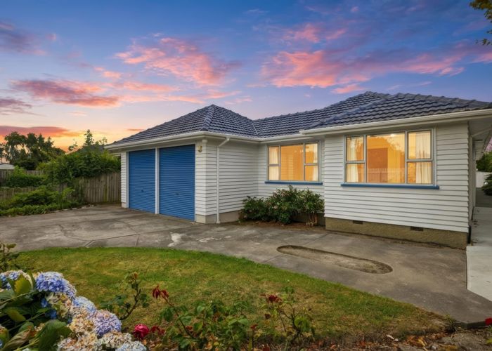  at 230 Avonhead Road, Avonhead, Christchurch City, Canterbury