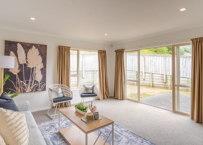  at 20 Dusky Crescent, Aotea, Porirua