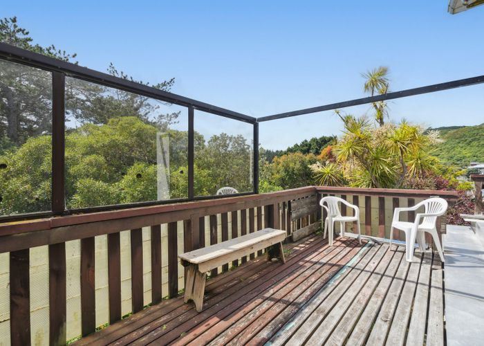  at 2 Eden Street, Island Bay, Wellington