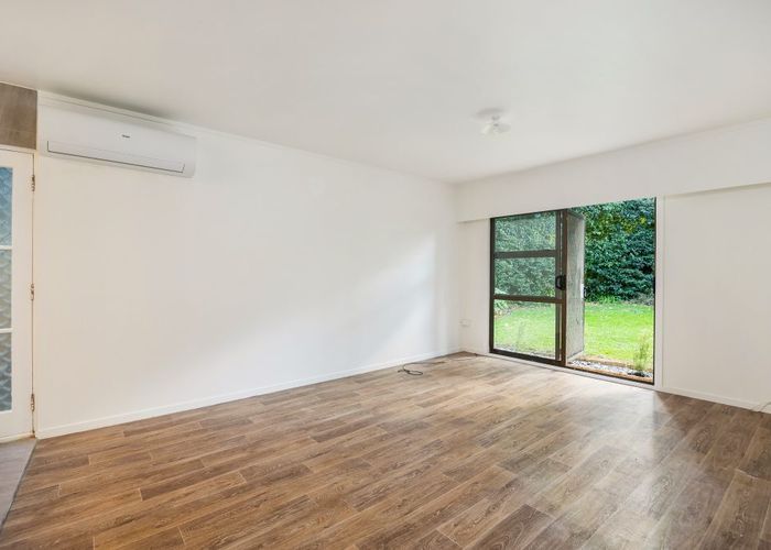  at 5/16 Knight Avenue, Mount Albert, Auckland