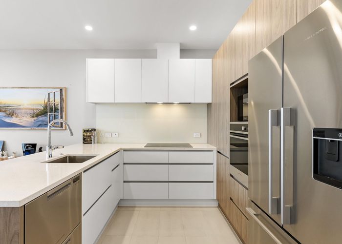  at 305/64 Te Oneroa Way, Long Bay, North Shore City, Auckland