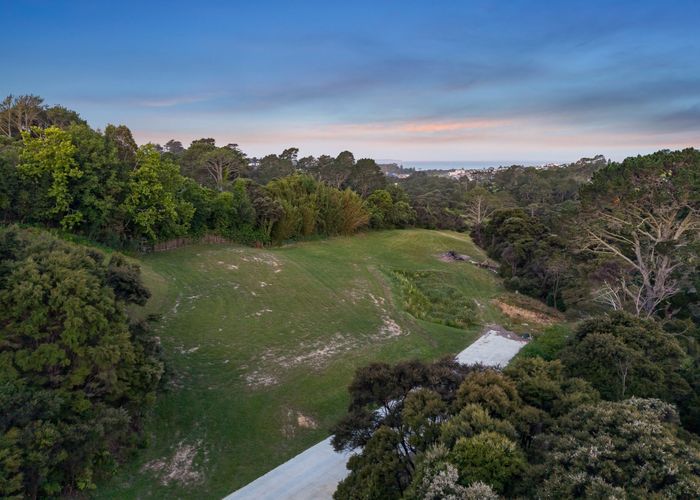  at 3 Kaiao Place, Okura, North Shore City, Auckland