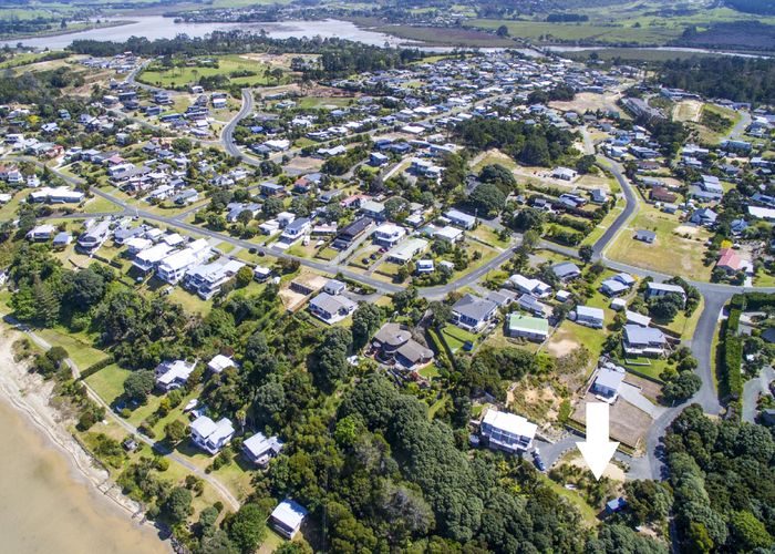  at 8C Breve Street, Mangawhai Heads, Mangawhai