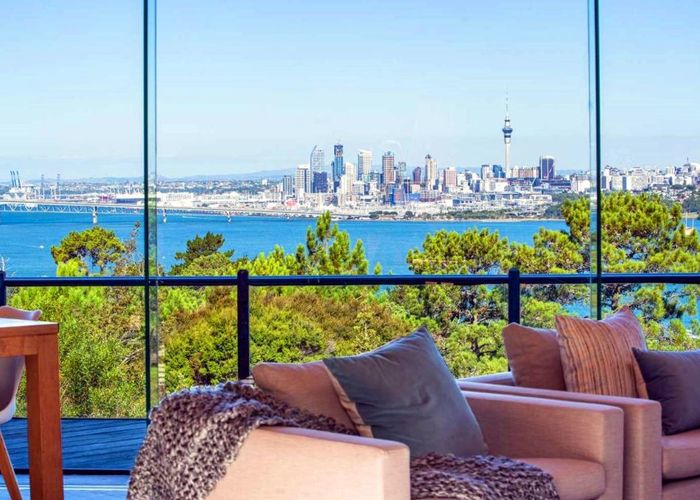  at 117 Onetaunga Road, Chatswood, Auckland