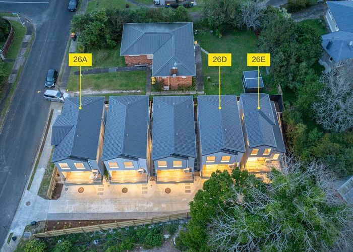  at 26E Trojan Crescent, New Lynn, Waitakere City, Auckland