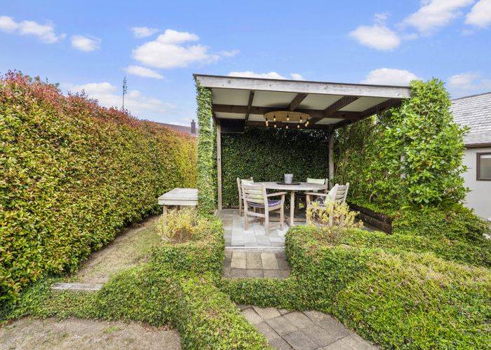  at 38 Lakeside Drive, Pahurehure, Papakura