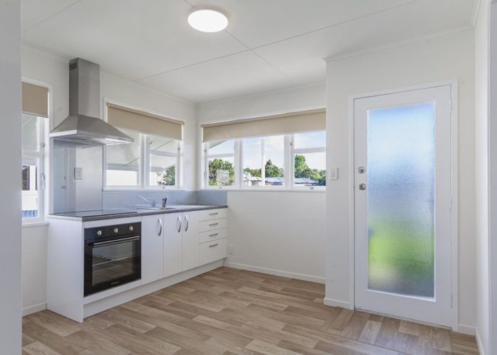  at 6 White Street, Taradale, Napier