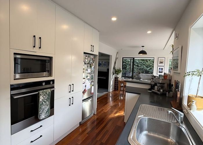  at 1 Swithland Place, Avonhead, Christchurch City, Canterbury