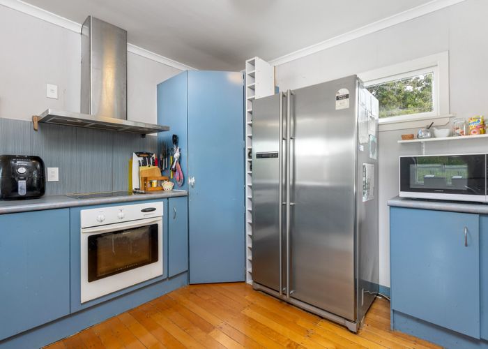  at 2 Rata Road, Stanmore Bay, Whangaparaoa
