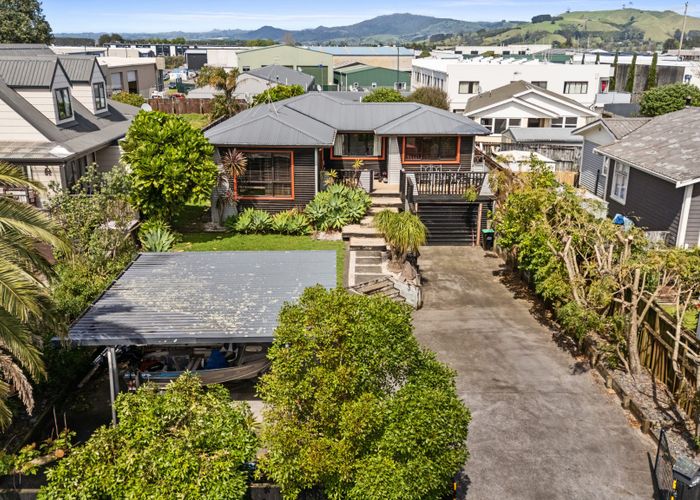  at 26 Simpson Road, Papamoa Beach, Tauranga, Bay Of Plenty