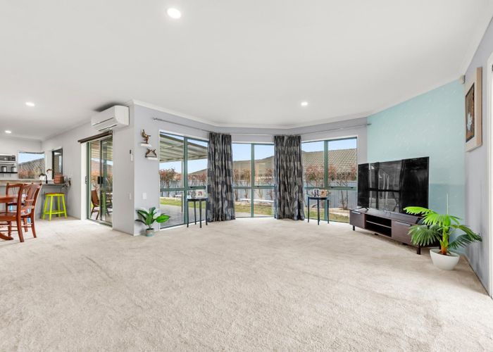  at 12  Percy Kinsman Crescent, Riverstone Terraces, Upper Hutt, Wellington