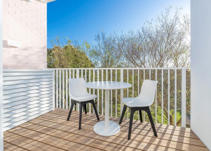  at 304/9C Jordan Avenue, Onehunga, Auckland City, Auckland