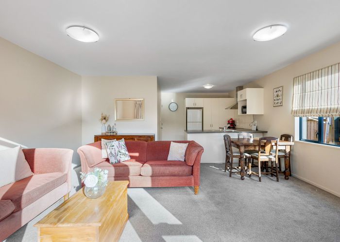  at 1/43 Purchas Street, St. Albans, Christchurch City, Canterbury