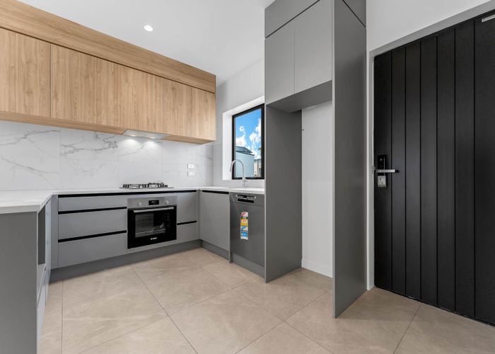  at 16 Tukauri Place, Papakura, Papakura, Auckland