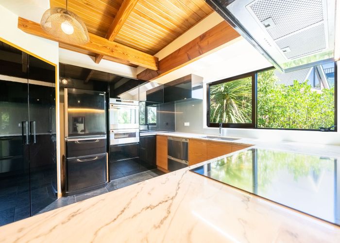  at 245 Cannon Hill Crescent, Mount Pleasant, Christchurch City, Canterbury