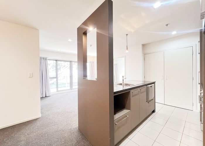  at 220/4 Wagener Place, Mount Albert, Auckland City, Auckland