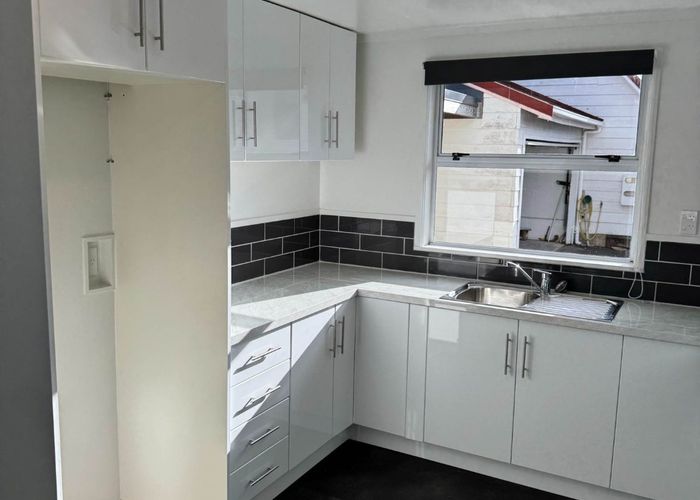  at 1/1095 Dominion Road, Mount Roskill, Auckland City, Auckland
