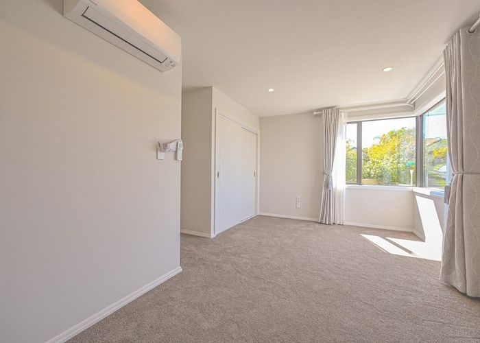  at 89b Whitford Road, Botany Downs, Manukau City, Auckland