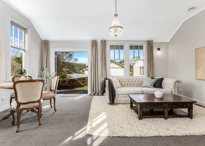  at 2 Castlemaine Close, Karori, Wellington, Wellington