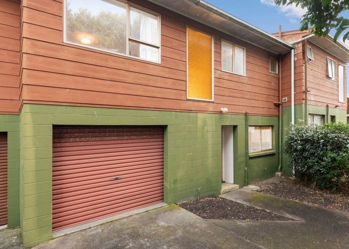  at 3/3 Akehurst Avenue, New Lynn, Auckland