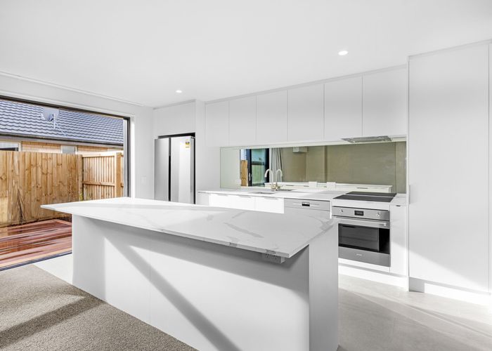  at 2/45 Cranford Street, St. Albans, Christchurch City, Canterbury
