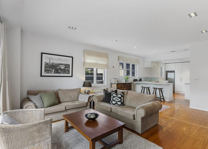  at 1/21 Raurenga Avenue, Royal Oak, Auckland