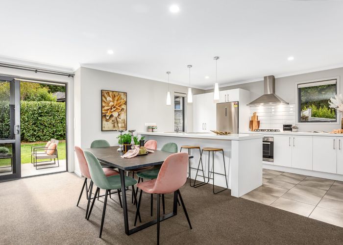  at 31 Mooring Close, Whitby, Porirua