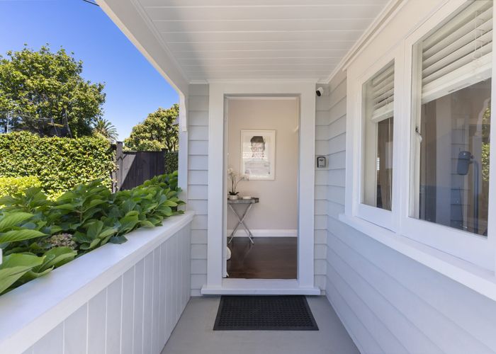  at 1/169 Onewa Road, Birkenhead, Auckland