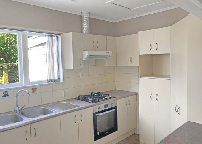  at 1/4 Orchard Street, Avondale, Auckland