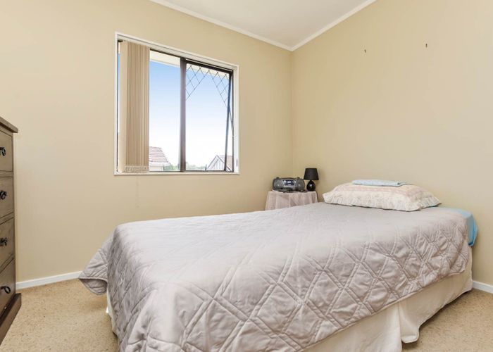  at 2B Mountain View Mews, Mount Wellington, Auckland City, Auckland
