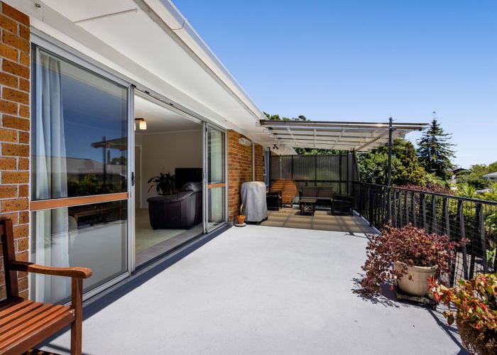  at 2/39 Awanui Street, Merrilands, New Plymouth